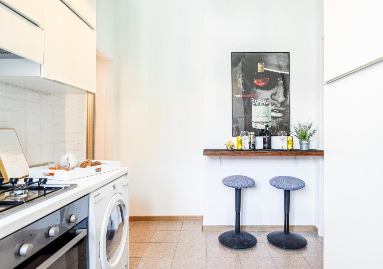 Milanese Elegance - 15 Minutes Duomo Apartman Kültér fotó